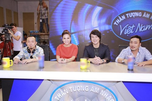 Thu Minh xach tui nua ty di cham thi Vietnam Idol 2015-Hinh-12